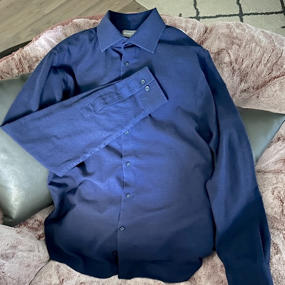 Michael Kors Airsoft Streach button up! - Picture 3 of 8